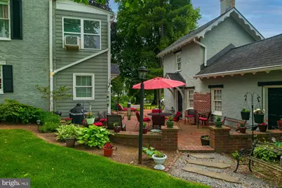 417 E Washington Street, Charles Town, WV 25414 - Photo 15