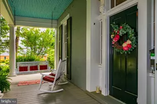 417 E Washington St, Charles Town, WV 25414 - Photo 9