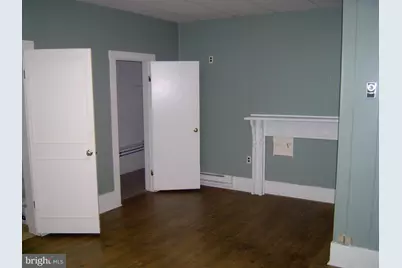 128 West Washington St, Charles Town, WV 25414 - Photo 3