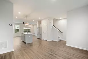 175 Presidents Pointe Ave, Ranson, WV 25438 - Photo 9