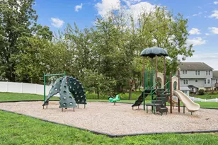 175 Presidents Pointe Ave, Ranson, WV 25438 - Photo 33