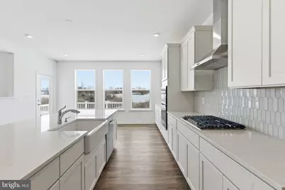 812 Lord Fairfax Street, Charles Town, WV 25414 - Photo 9