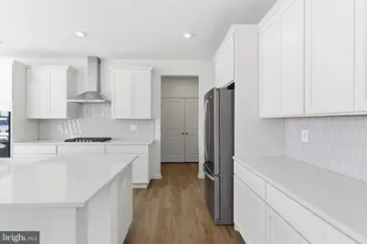 812 Lord Fairfax Street, Charles Town, WV 25414 - Photo 11