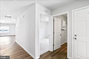 98 Saber Dr, Charles Town, WV 25414 - Photo 3