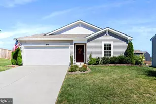 98 Saber Dr, Charles Town, WV 25414 - Photo 1