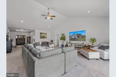 111 Moonstone Drive, Kearneysville, WV 25430 - Photo 13