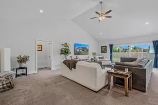 111 Moonstone Dr, Kearneysville, WV 25430 - Photo 9