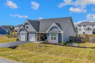 111 Moonstone Dr, Kearneysville, WV 25430 - Photo 3