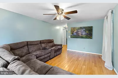 24 Potomac Avenue, Shenandoah Junction, WV 25442 - Photo 7