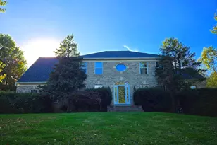 55 Hidden Valley Cir, Shepherdstown, WV 25443 - Photo 3