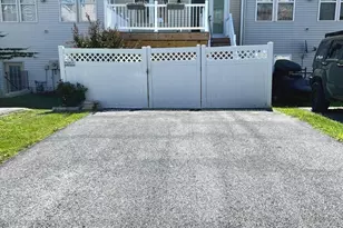 66 Davis St, Charles Town, WV 25414 - Photo 7