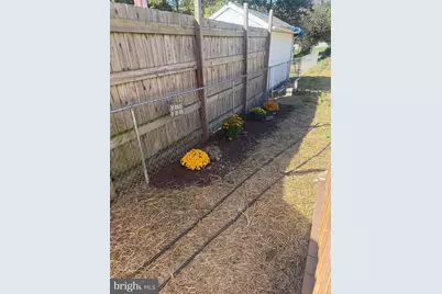 420 W Washington Street, Charles Town, WV 25414 - Photo 13