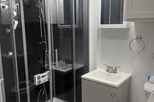 420 W Washington St, Charles Town, WV 25414 - Photo 5