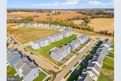 759 Lord Fairfax Street, Charles Town, WV 25414 - Photo 7