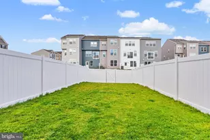 759 Lord Fairfax St, Charles Town, WV 25414 - Photo 33