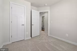 209 Huntwell W Ave, Ranson, WV 25438 - Photo 11