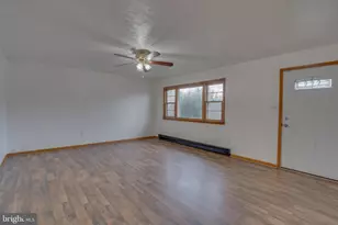 304 S Reymann St, Ranson, WV 25438 - Photo 9