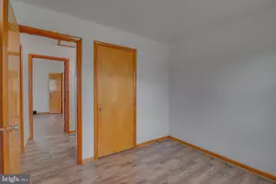 304 S Reymann St, Ranson, WV 25438 - Photo 17