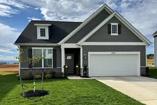 372 Atkinson St, Shenandoah Junction, WV 25442 - Photo 1