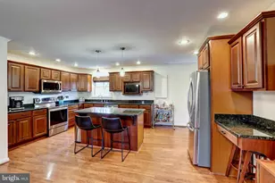 136 Woodcock Ave, Shepherdstown, WV 25443 - Photo 3