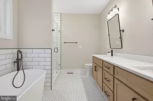 1023 Putnam St, Harpers Ferry, WV 25425 - Photo 17