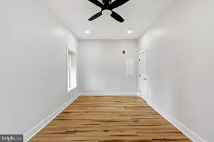 515 E Washington St, Charles Town, WV 25414 - Photo 5