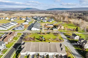 27 Beallair Square Dr, Charles Town, WV 25414 - Photo 69