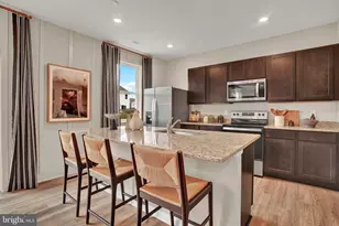 301 Eclipse St, Charles Town, WV 25414 - Photo 5