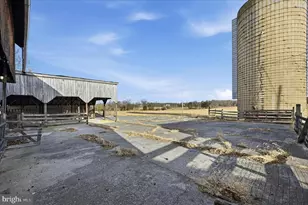 2048 Hinton Rd, Kearneysville, WV 25430 - Photo 65