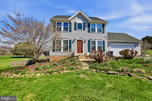 145 Maplewood Ct, Harpers Ferry, WV 25425 - Photo 3