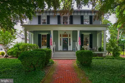 417 E Washington Street, Charles Town, WV 25414 - Photo 1