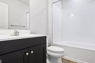 Tbb Edinburgh Ct, Charles Town, WV 25414 - Photo 9