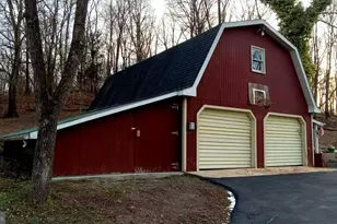 22 Presley Ln, Kearneysville, WV 25430 - Photo 11