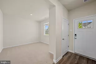 402 Atkinson St, Shenandoah Junction, WV 25442 - Photo 3