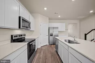 402 Atkinson St, Shenandoah Junction, WV 25442 - Photo 7