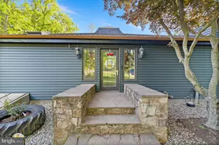 2436 Warm Springs Rd, Shenandoah Junction, WV 25442 - Photo 7