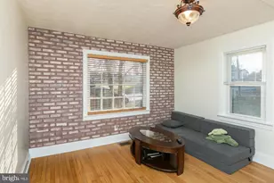 919 Jefferson Ave, Charles Town, WV 25414 - Photo 3