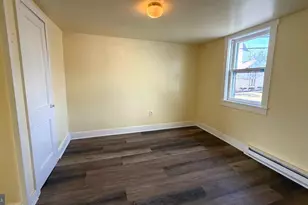 316 S West St, Charles Town, WV 25414 - Photo 17