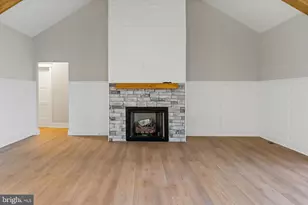 321 Mistletoe Ln, Harpers Ferry, WV 25425 - Photo 7