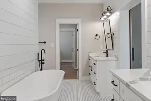 321 Mistletoe Ln, Harpers Ferry, WV 25425 - Photo 39