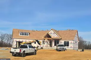 321 Mistletoe Ln, Harpers Ferry, WV 25425 - Photo 3