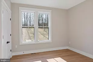 321 Mistletoe Ln, Harpers Ferry, WV 25425 - Photo 31