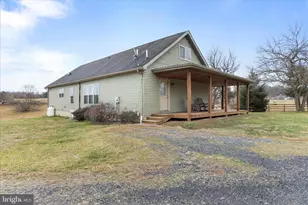 135 Carter Ave, Harpers Ferry, WV 25425 - Photo 3