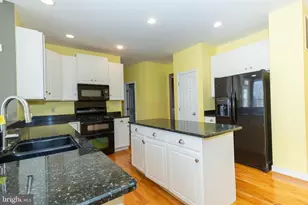 180 Muirfield Ct, Charles Town, WV 25414 - Photo 17