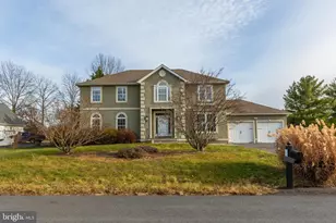 180 Muirfield Ct, Charles Town, WV 25414 - Photo 1