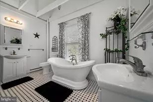 129 Church St, Summit Point, WV 25446 - Photo 53