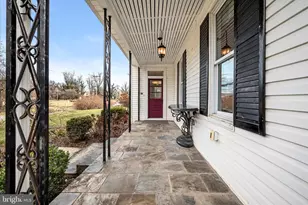 129 Church St, Summit Point, WV 25446 - Photo 21