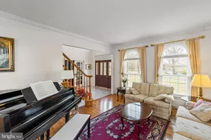 365 Runnymede Dr, Charles Town, WV 25414 - Photo 9