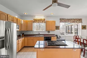 365 Runnymede Dr, Charles Town, WV 25414 - Photo 17