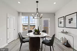 435 Presidents Pointe Ave, Ranson, WV 25438 - Photo 13